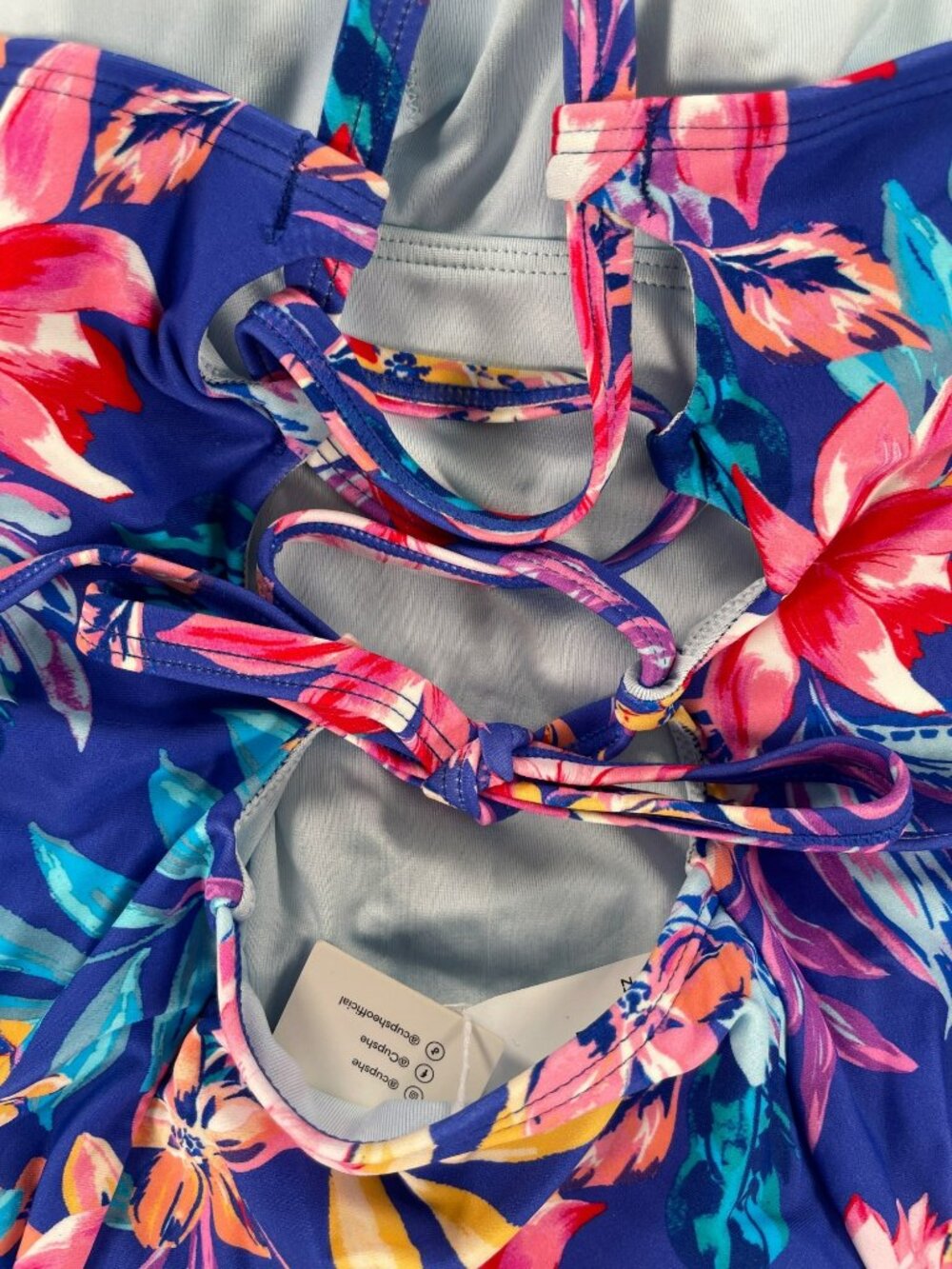 Cupshe Tummy Control Square Neck One-Piece Floral Swimsuit Adjustable Size L NEW - Picture 4 of 9